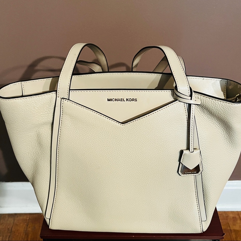 MK shoulder handbag